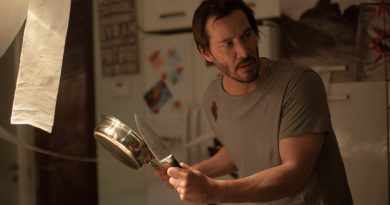 Keanu Reeves’li yeni Eli Roth filmi ”Knock Knock”tan fragman