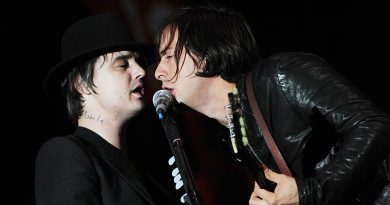 The Libertines, Hollanda'da verdiği konserinde yeni bir şarkı çaldı