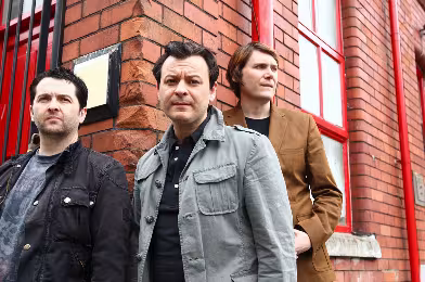 Günün şarkısı: Manic Street Preachers - You Stole The Sun From My Heart
