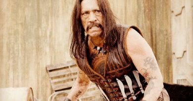 Machete şimdi de uzaya gidiyor: ''Machete Kills Again In Space''