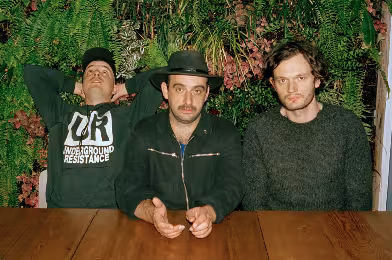 Moderat'tan Jon Hopkins remix'i