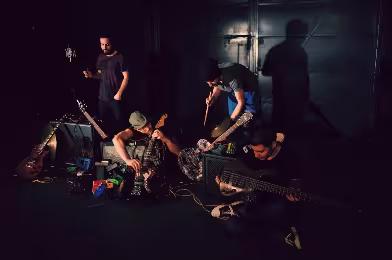 Yoldaki Mr. Mina EP'sinden ilk şarkı: ''The Meantime''