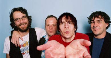 Günün şarkısı: Mudhoney – Here Comes Sickness