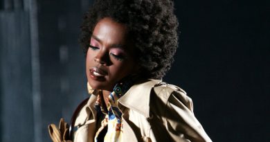 Lauryn Hill'den nefis bir Nina Simone yorumu: 