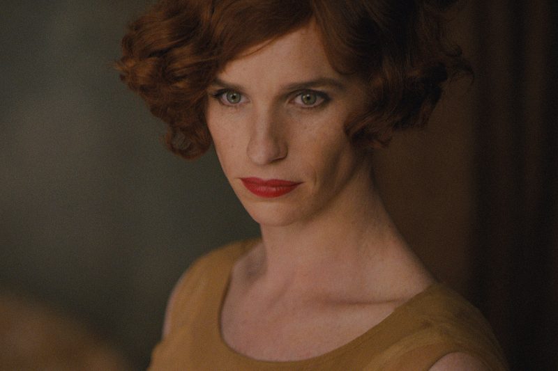 Bu fotoğraftaki kişi Oscar'lı Eddie Redmayne mi, Jessica Chastain mi?