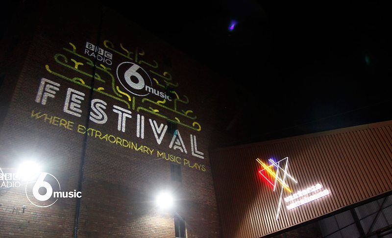 BBC Radio 6 Festival'den harika performanslar