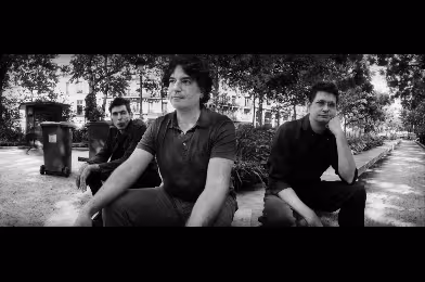 Günün şarkısı: Shellac - Riding Bikes
