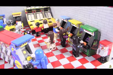 LEGO çılgınlığında bu hafta: 80'lerin Atari salonu dioraması!