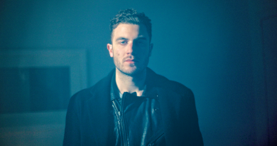 Nicolas Jaar yeni EP’sini Youtube üzerinden yayınladı