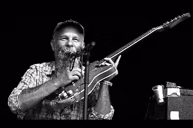 Seasick Steve'den yeni albüm geliyor: ''Sonic Soul Surfer''