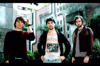 Altıncı The Cribs albümü yolda ''All My Sisters''
