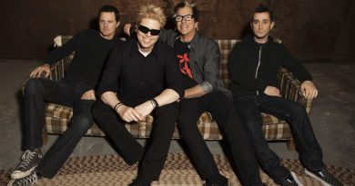 Üç yıl sonra yeni bir The Offspring şarkısı: ''Coming For You''